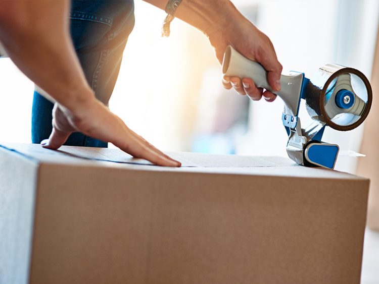 Should You Hire Packers to Pack Your Home When Moving?