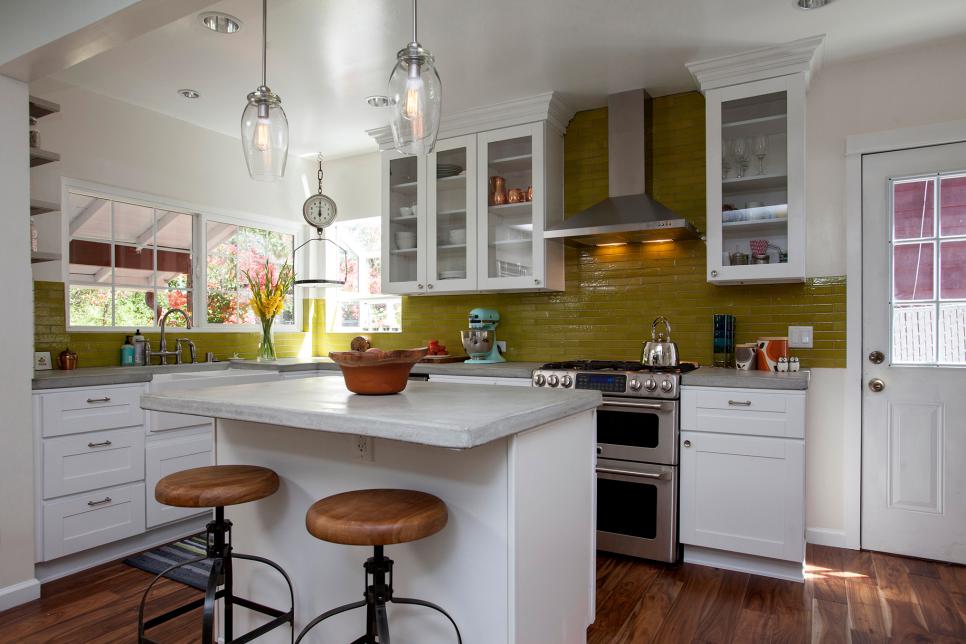 Looking for a Kitchen and Bath Remodeling Expert?