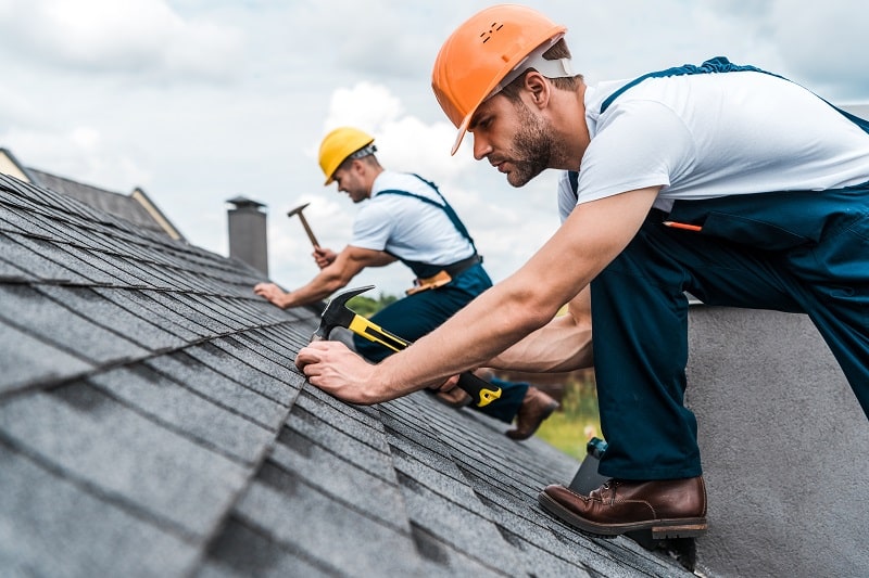 Things to Consider Before Hiring a Roofer Escondido